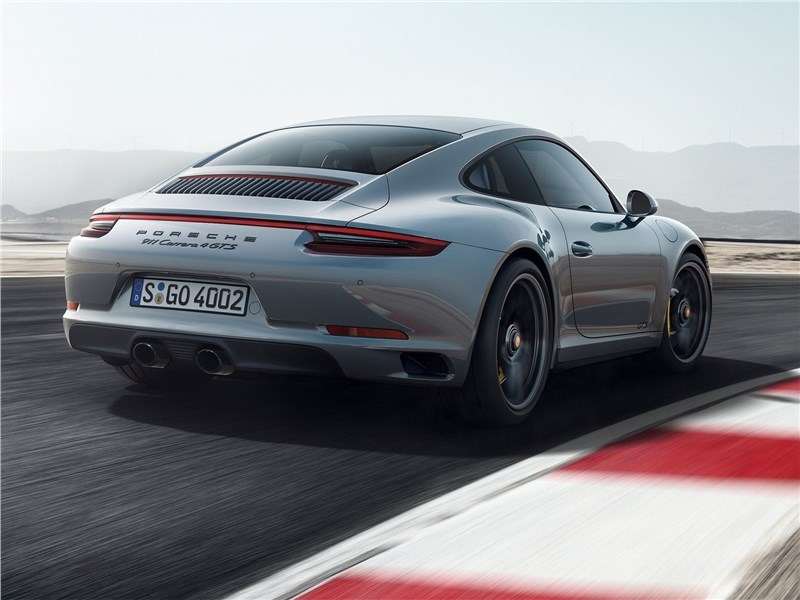 Фото Porsche 911 Carrera GTS - Porsche 911 GTS 2018 вид сзади