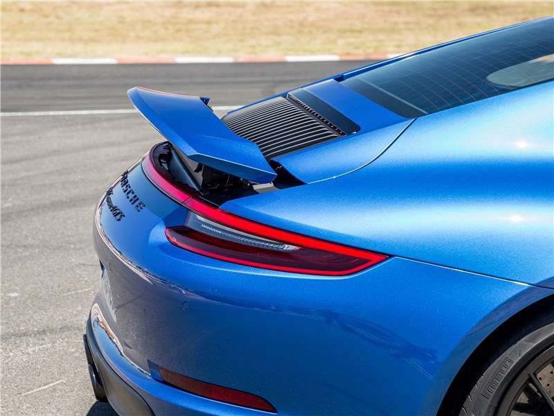 Фото Porsche 911 Carrera GTS - Porsche 911 GTS 2018 антикрыло