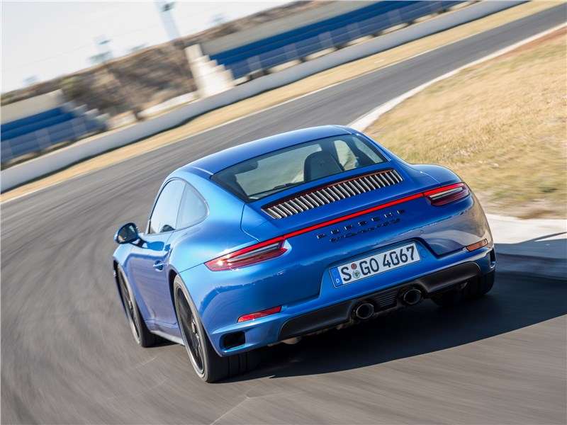 Фото Porsche 911 Carrera GTS - фотография 25