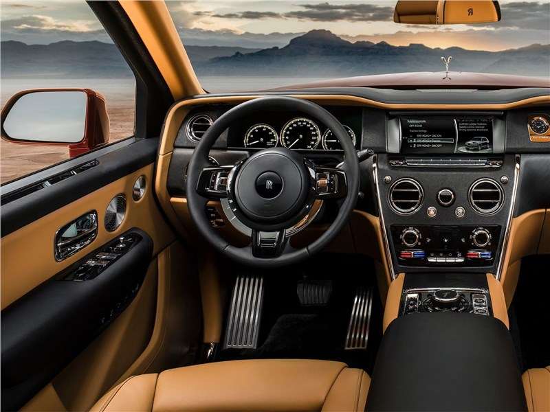 Фото Rolls-Royce Cullinan - Rolls-Royce Cullinan 2019 салон