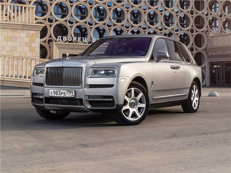 Фото Rolls-Royce Cullinan - Rolls-Royce Cullinan 2019 – маркетинг или возвращение к истокам?