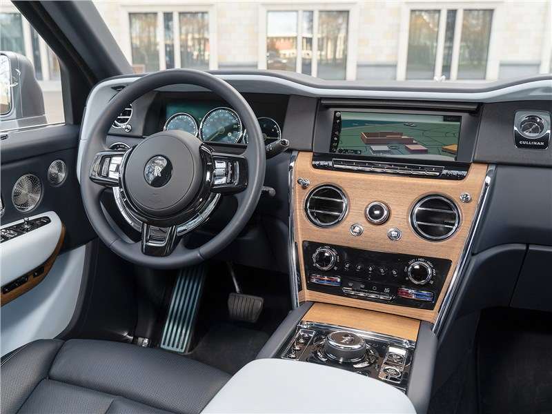 Фото Rolls-Royce Cullinan - Rolls-Royce Cullinan 2019 салон