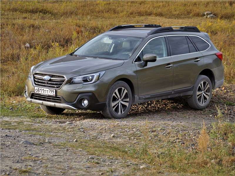 Фото Subaru Outback - Subaru Outback (2020) вид спереди
