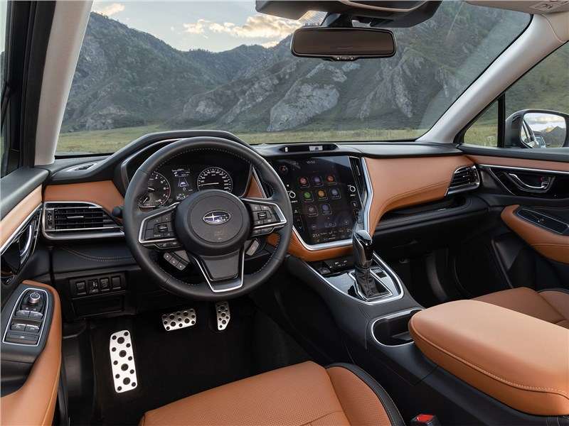 Фото Subaru Outback - Салон нового Subaru Outback отличается продуманной эргономикой, современной медиасистемой и стильной отделкой
