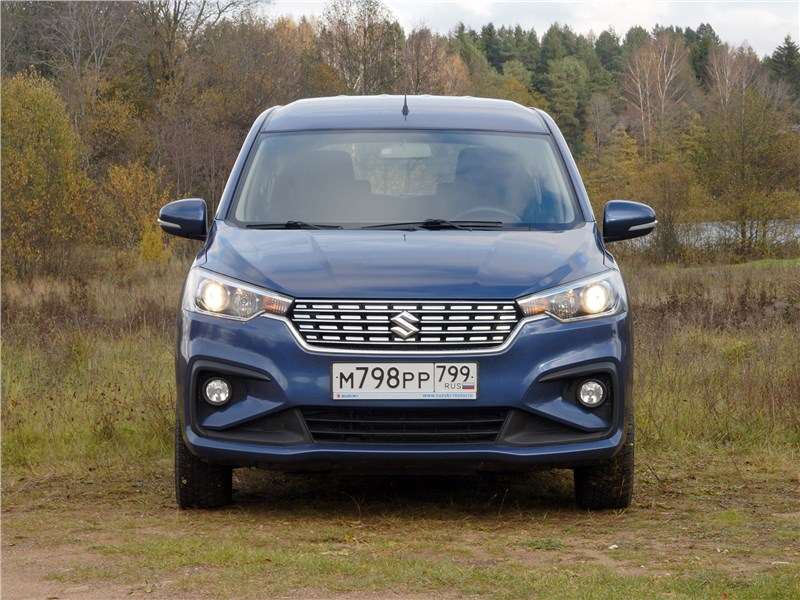 Фото Suzuki Ertiga - Suzuki Ertiga (2022) вид спереди