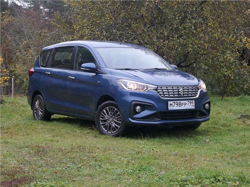 Фото Suzuki Ertiga - Suzuki Ertiga (2022) вид спереди
