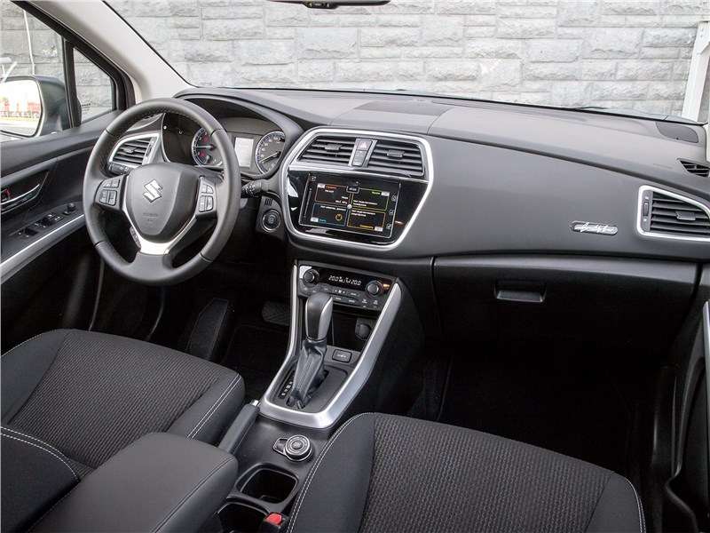 Фото Suzuki SX4 - Suzuki SX4 2016 салон