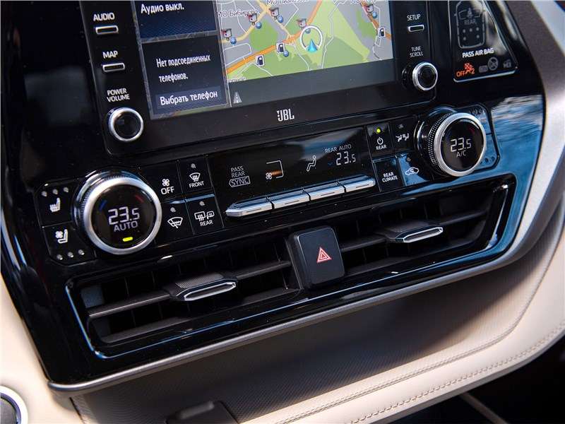 Фото Toyota Highlander - Toyota Highlander (2020) управление климатом