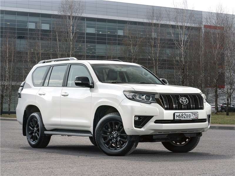 Фото Toyota Land Cruiser Prado - Toyota Land Cruiser Prado (2017) вид спереди сбоку