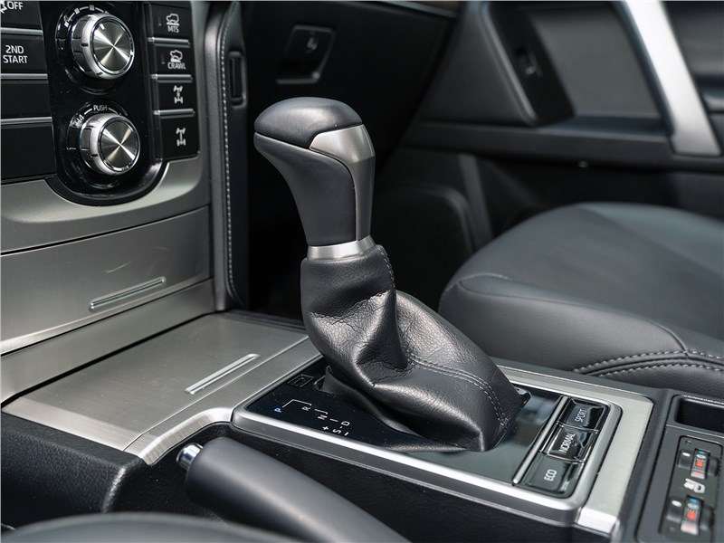 Фото Toyota Land Cruiser Prado - Toyota Land Cruiser Prado (2017) АКПП