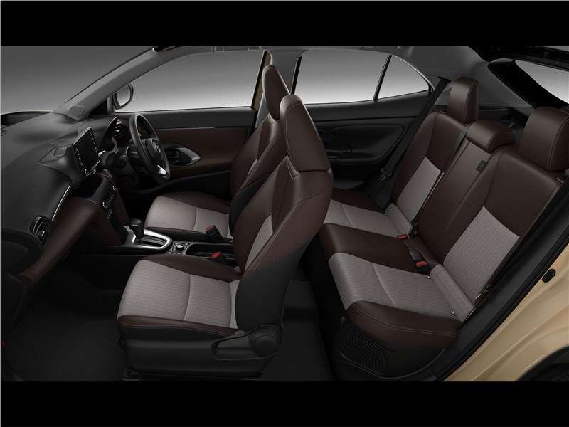 Фото Toyota Yaris Cross - Toyota Yaris Cross (2021) салон