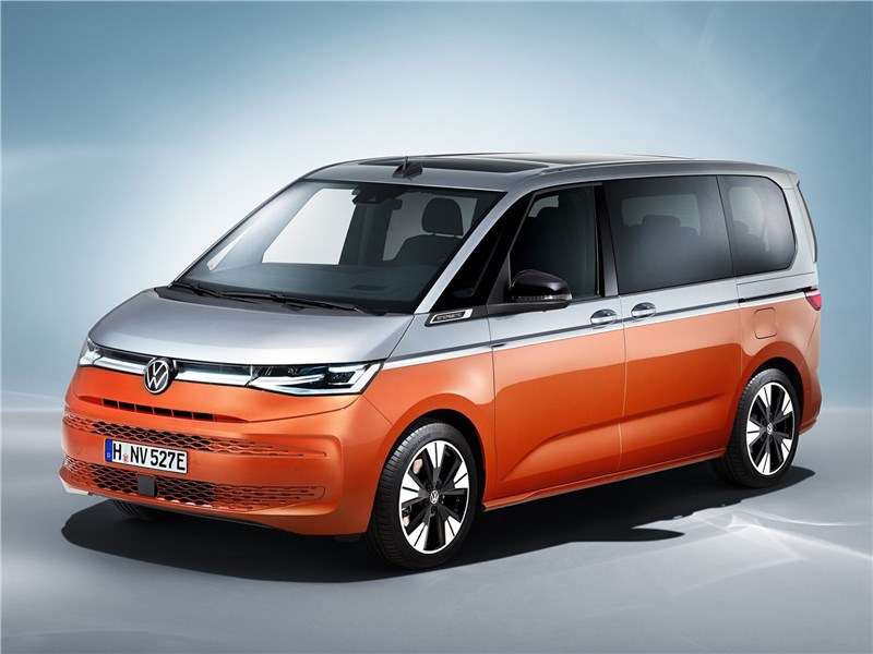 Фото Volkswagen Multivan - Volkswagen Multivan (2022) вид спереди сбоку
